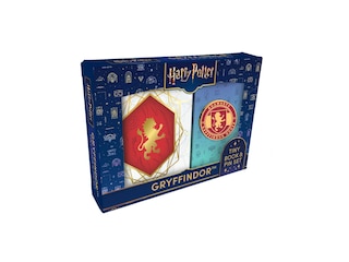 Front cover_Harry Potter: Gryffindor Tiny Book and Pin Set