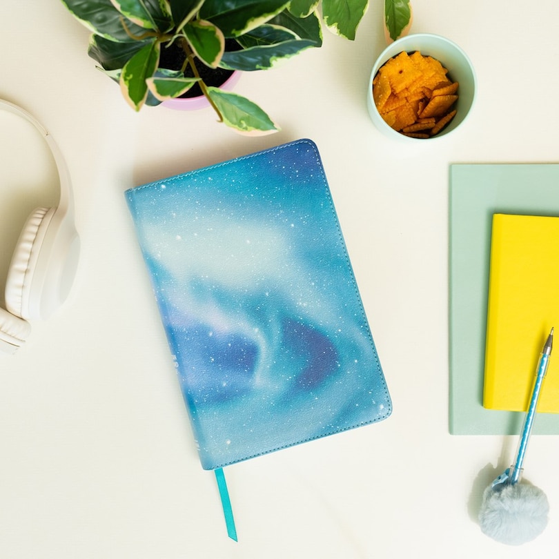 Front cover_CSB Kids Bible, Northern Lights LeatherTouch