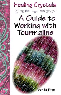 Couverture_Healing Crystals - A Guide to Working with Tourmaline