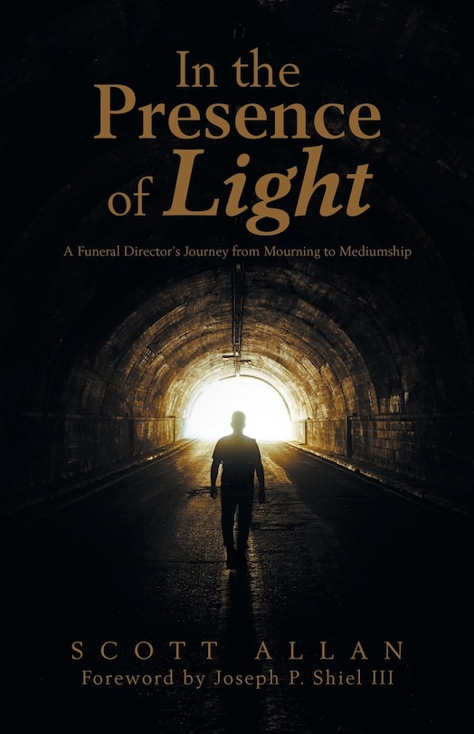 Couverture_In the Presence of Light