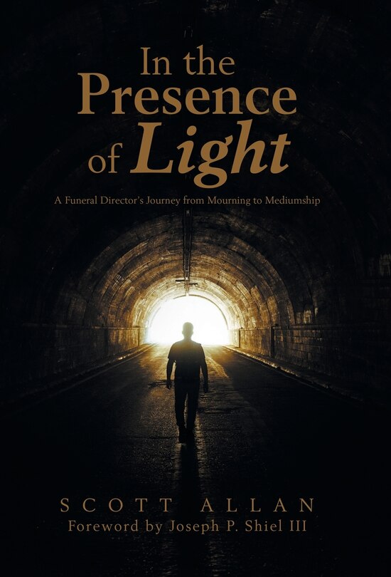 Couverture_In the Presence of Light