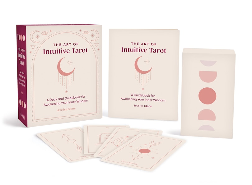 Front cover_The Art of Intuitive Tarot
