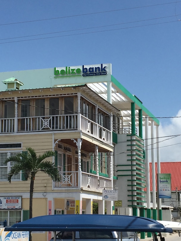 Sample content 2_Business And Retirement Guide To Belize