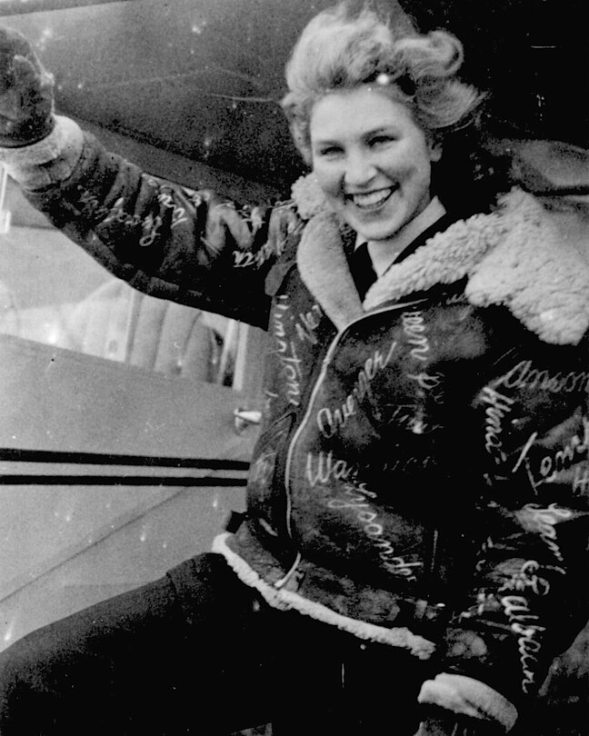 Sample content 2_Canadian Women In The Sky