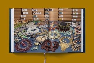 Sample content_Costume Jewelry