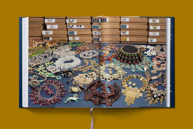 Sample content_Costume Jewelry