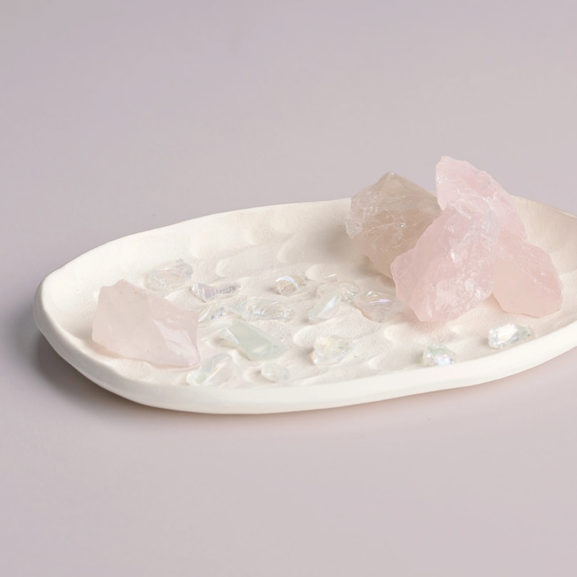 Sample content 5_Craft Maker Classic Textured Pottery Kit