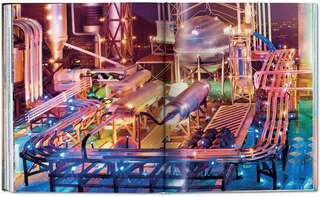 Sample content_David LaChapelle. Lost + Found