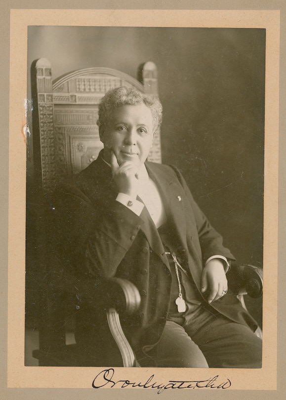 Sample content_Dr. Oronhyatekha