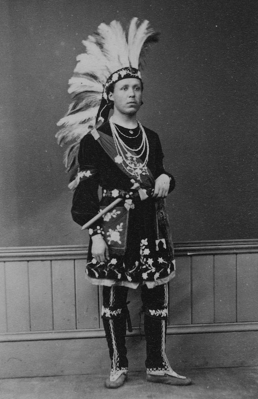 Sample content 2_Dr. Oronhyatekha