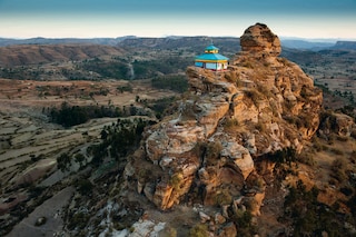 Sample content 5_Earth from Above (25th Anniversary Edition)