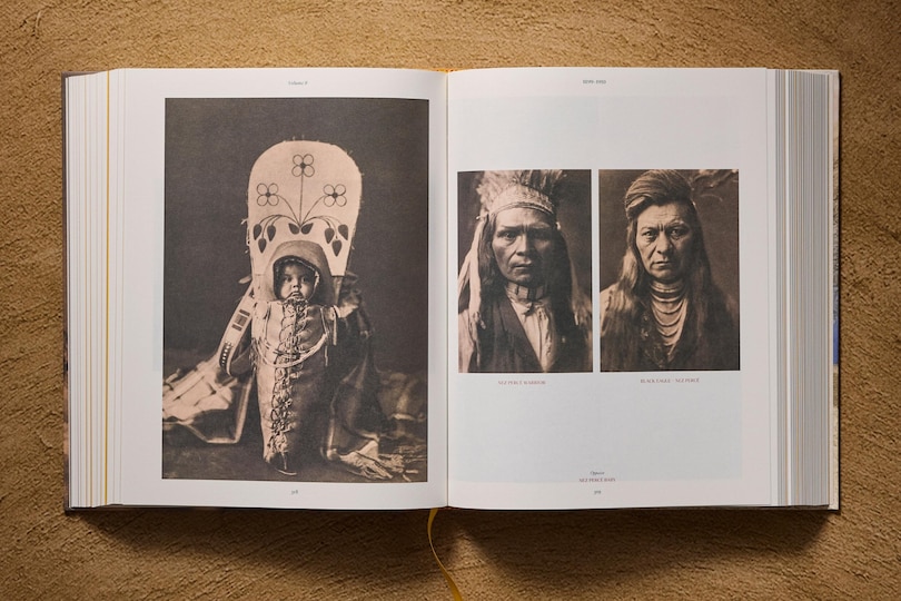 Sample content 4_Edward S. Curtis. The North American Indian. The Complete Portfolios