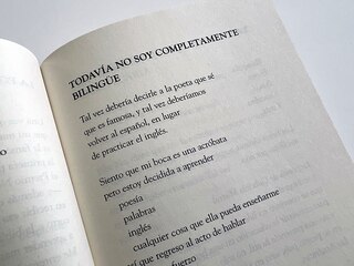 Sample content_El Canto De Los Elefantes / Singing With Elephants