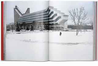 Aperçu du contenu 2_Frédéric Chaubin. Cccp. Cosmic Communist Constructions Photographed