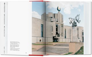 Aperçu du contenu 5_Frédéric Chaubin. CCCP. Cosmic Communist Constructions Photographed. 45th Ed.