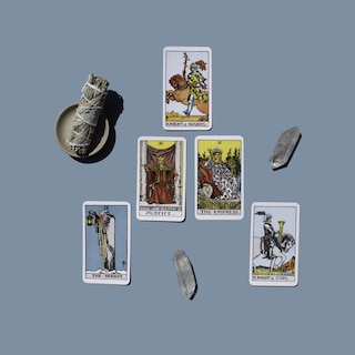 Sample content 5_Guided Tarot Box Set