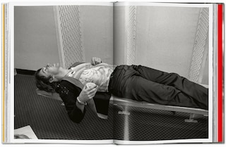 Sample content 4_Harry Benson