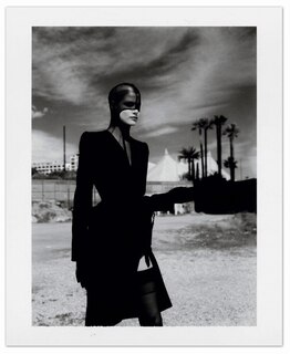 Sample content 4_Helmut Newton: Polaroids