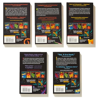 Sample content 3_Hiaasen 5-book Trade Paperback Box Set