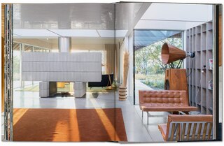 Sample content 3_Homes for Our Time. Contemporary Houses around the World. Vol. 2. 45th Ed.