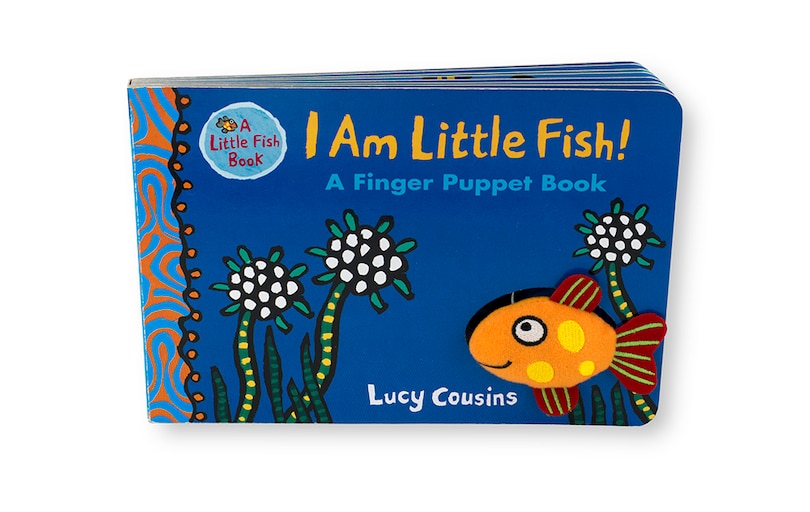 Sample content_I Am Little Fish! A Finger Puppet Book