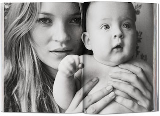 Aperçu du contenu 3_Kate Moss By Mario Testino