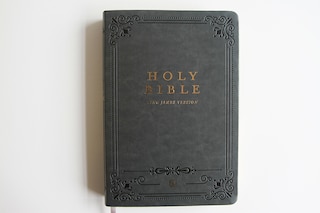 Sample content 2_KJV Holy Bible, Giant Print Thinline Large format, Gray Premium Imitation Leathe r with Ribbon Marker, Red Letter, and Thumb Index