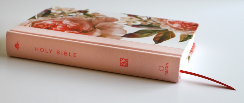Aperçu du contenu_KJV Holy Bible, Large Print Medium format, Pink Cloth Hardcover w/Thumb Index and Ribbon Marker, Red Letter