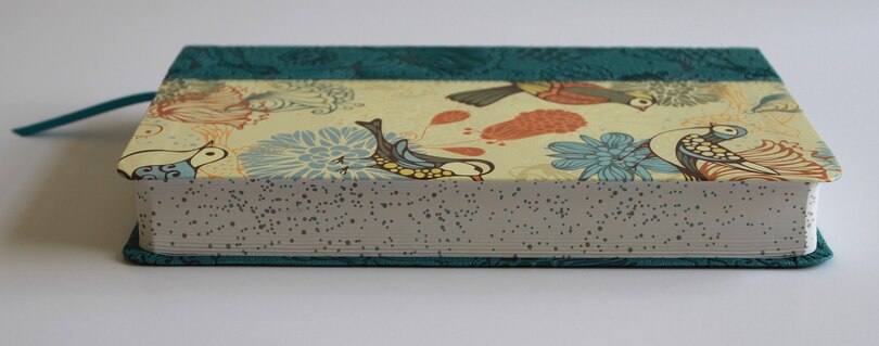 Sample content 4_KJV Holy Bible, Large Print Medium format, Blue with Birds Faux Leather w/ Ribbon Marker, Red Letter