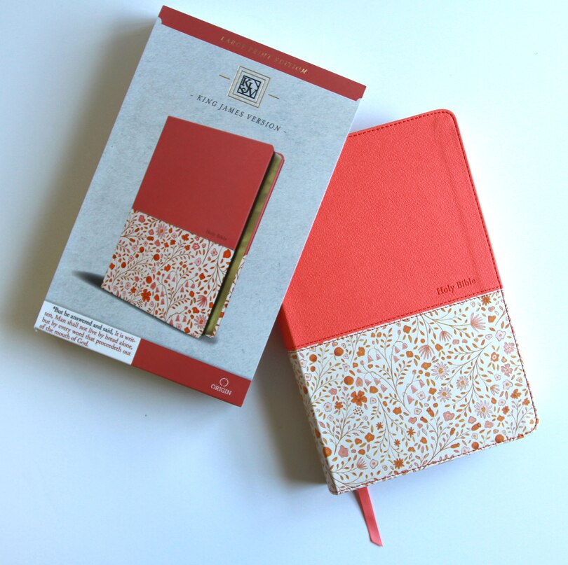 Aperçu du contenu_KJV Holy Bible, Large Print Handy Size format, 2 Piece Pink Floral Leathersoft with Ribbon Marker, Red Letter