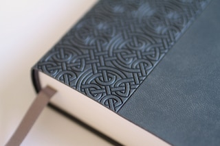 Sample content 3_KJV Holy Bible Large Print Handy Size Gray Imitation Leather