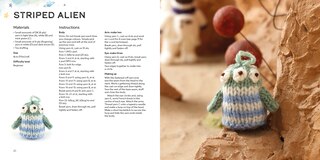 Sample content 3_Knit a Mini Universe
