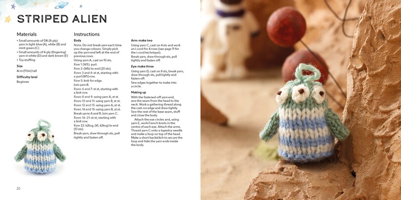 Sample content 3_Knit a Mini Universe