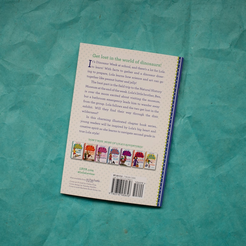 Sample content 3_Lola Levine and the Dinosaur Scene