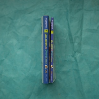 Sample content 4_Lola Levine and the Dinosaur Scene