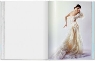 Aperçu du contenu_Mario Testino. I Love You. A celebration of weddings