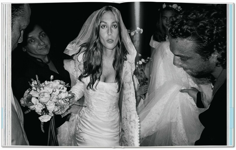 Aperçu du contenu 2_Mario Testino. I Love You. A celebration of weddings
