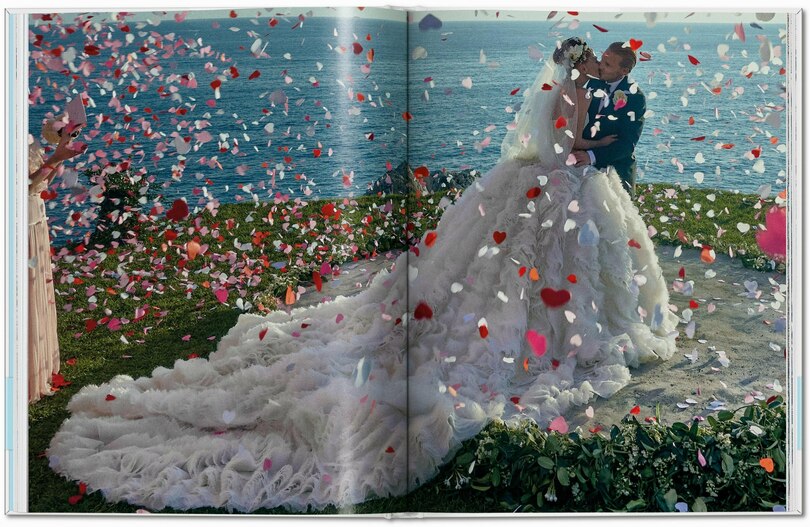Aperçu du contenu 3_Mario Testino. I Love You. A celebration of weddings