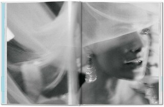 Aperçu du contenu 4_Mario Testino. I Love You. A celebration of weddings