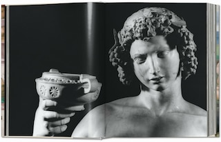 Sample content 5_Michelangelo. The Complete Works. Paintings, Sculptures, Architecture