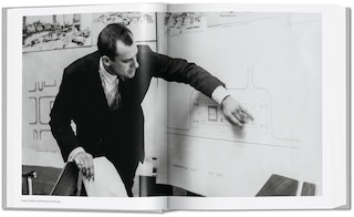 Sample content_Norman Foster