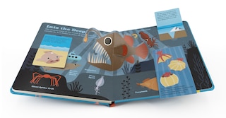 Sample content_Oceans: A Pop-Up Book