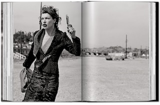 Sample content 2_Peter Lindbergh. On Fashion Photography. 45th Ed.