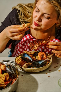 Aperçu du contenu 3_Poppy Cooks: The Actually Delicious One Pot Cookbook