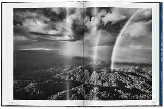 Sample content 2_Sebastião Salgado. Amazônia