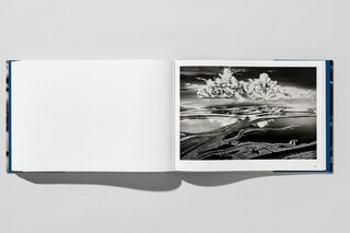 Sample content_Sebastião Salgado. Amazônia