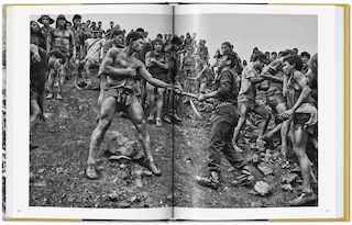 Aperçu du contenu 2_Sebastião Salgado. Gold