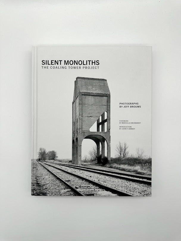 Aper&ccedil;u du contenu 3_Silent Monoliths
