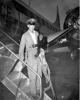 Aper&ccedil;u du contenu 3_The Astrochimps