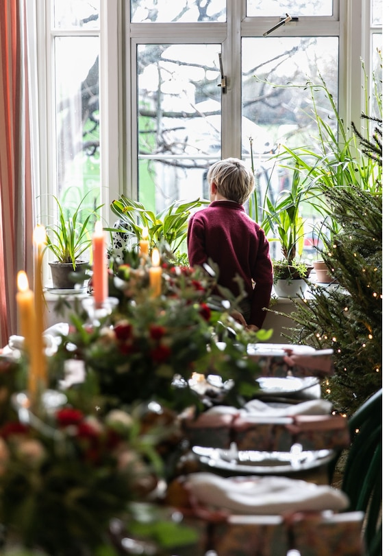 Sample content 2_The Christmas Companion